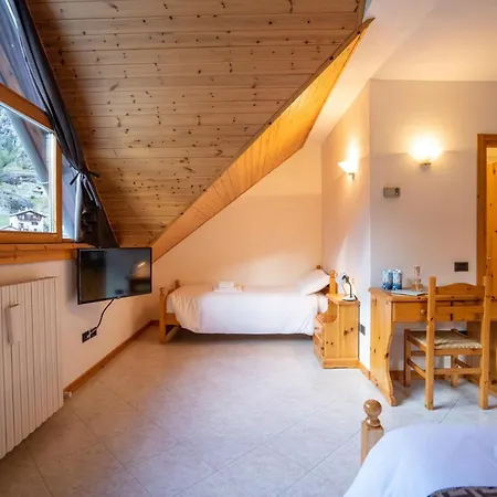 Fior Di Roccia - Valmalenco - & Mountain Restaurant 3* Lanzada